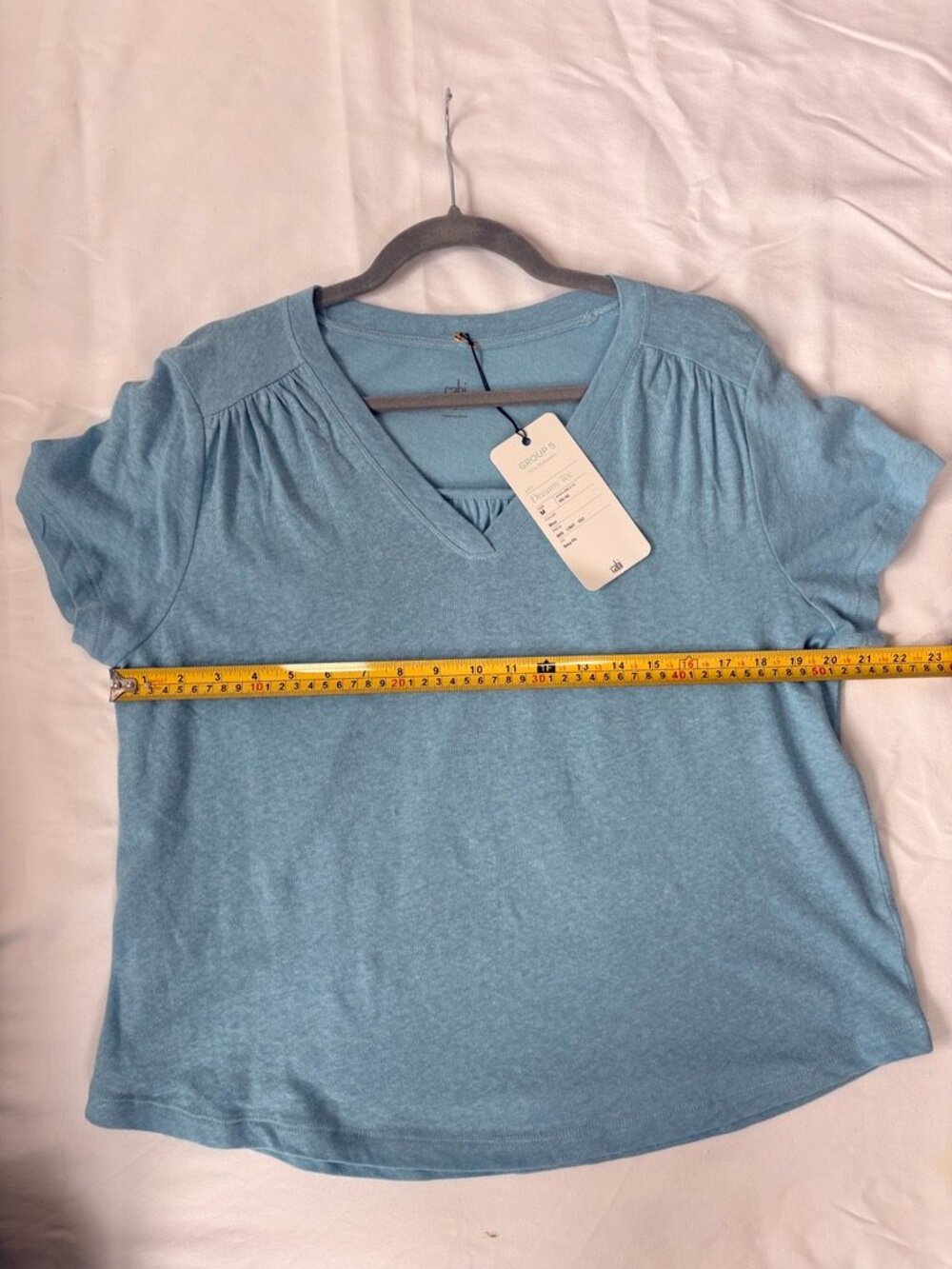CAbi Dreamy Tee Blue V-Neck NWT Style #6915 M - Picture 5 of 6